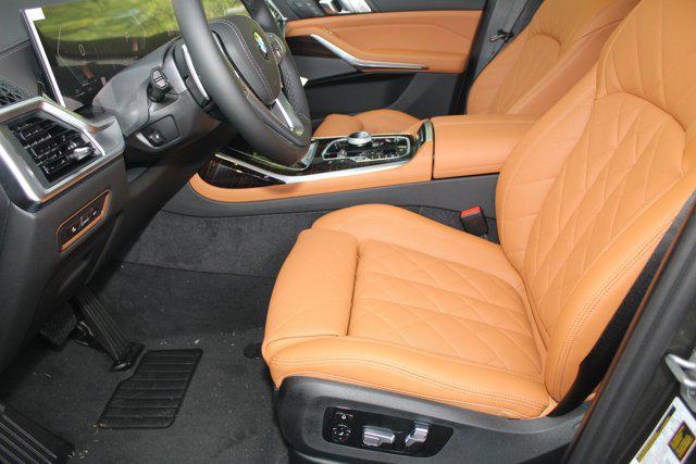 new 2026 BMW X7 car, priced at $91,510