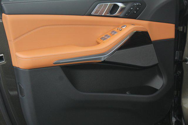 new 2026 BMW X7 car, priced at $91,510