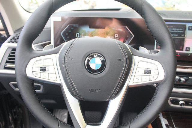 new 2026 BMW X7 car, priced at $91,510