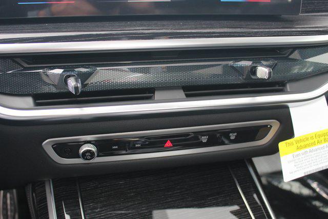 new 2026 BMW X7 car, priced at $96,535