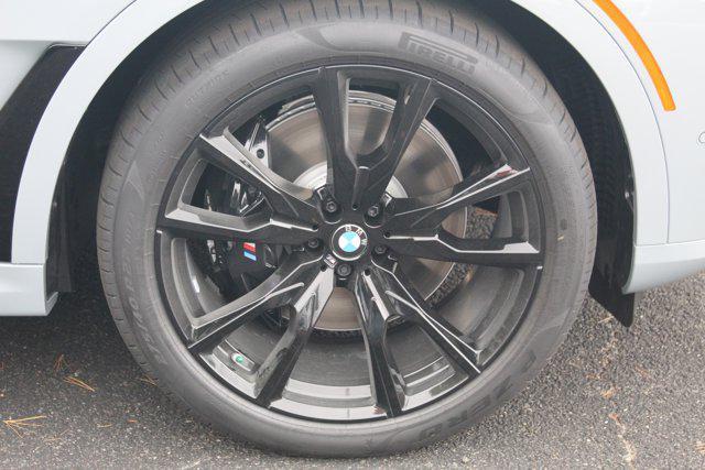 new 2026 BMW X7 car, priced at $96,535