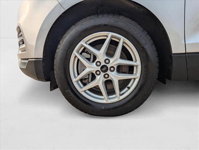 used 2023 Ford Edge car, priced at $20,000