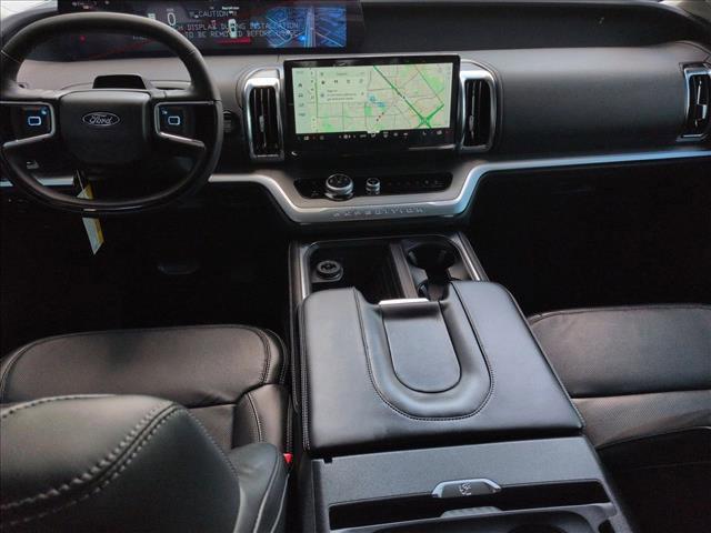 new 2025 Ford Expedition car, priced at $75,995
