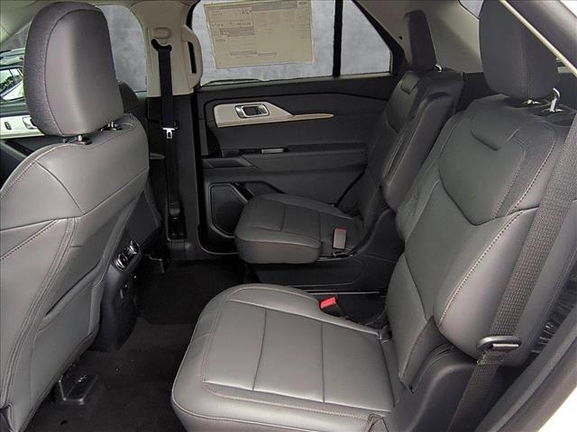 new 2025 Ford Explorer car, priced at $39,357