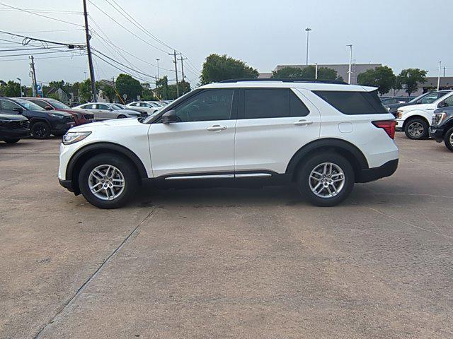 new 2025 Ford Explorer car, priced at $40,557