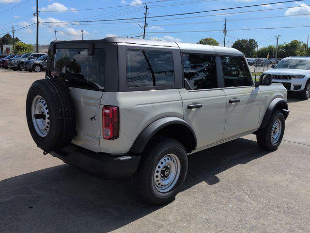 new 2025 Ford Bronco car, priced at $44,332