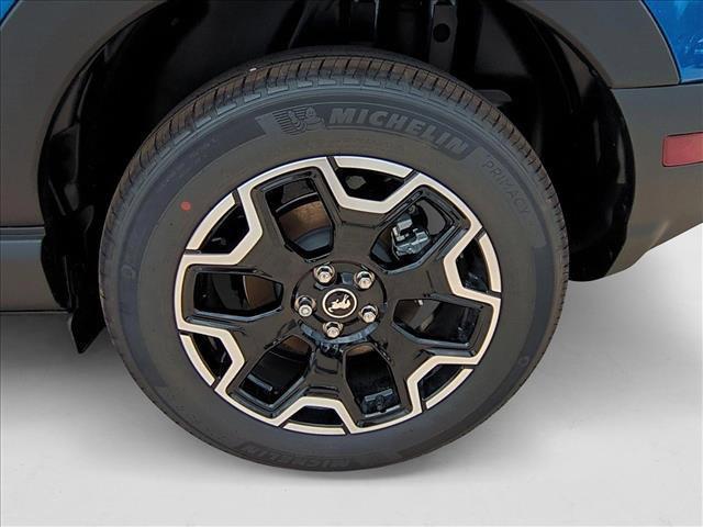 new 2025 Ford Bronco Sport car, priced at $30,595