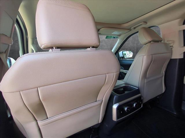 used 2024 Ford Expedition car, priced at $55,799