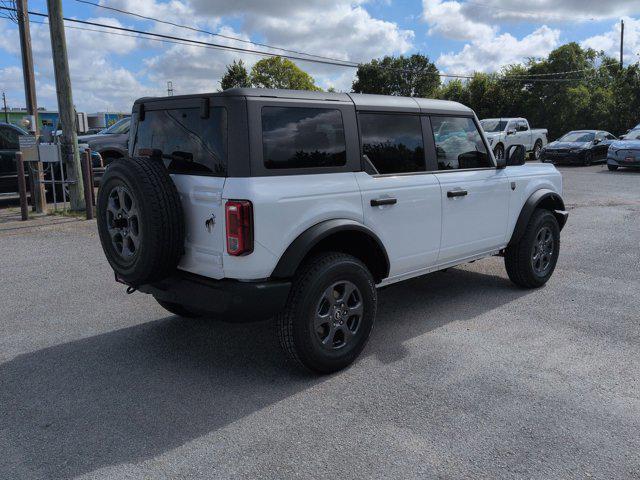 new 2025 Ford Bronco car, priced at $43,777