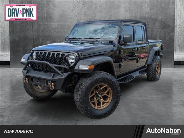 used 2022 Jeep Gladiator car, priced at $28,732