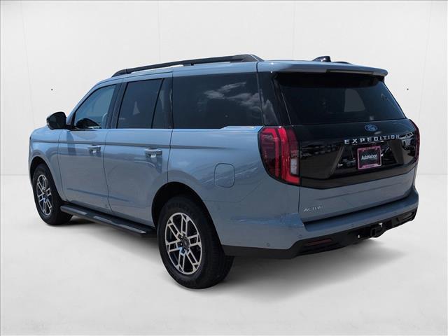 new 2025 Ford Expedition car, priced at $68,507
