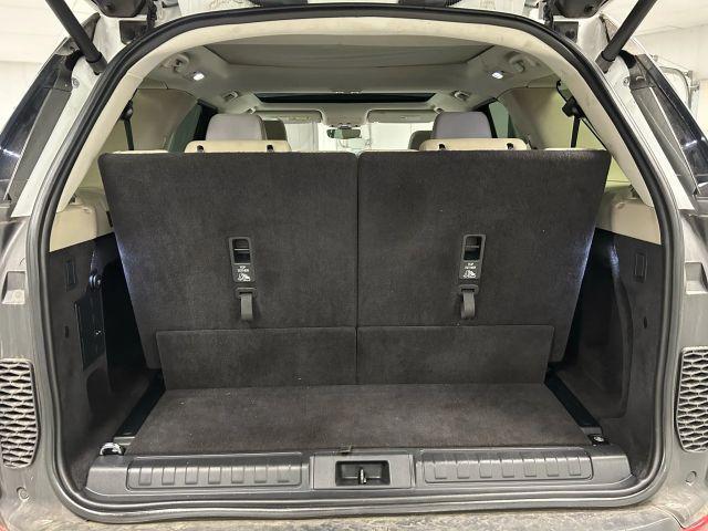 used 2018 Land Rover Discovery car, priced at $22,995
