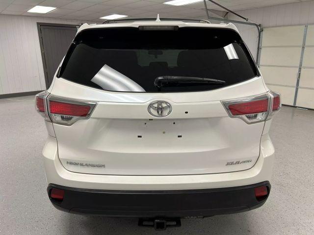 used 2016 Toyota Highlander car, priced at $17,860