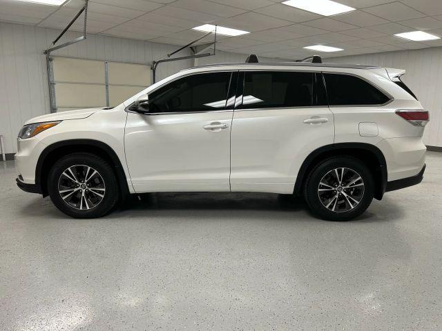 used 2016 Toyota Highlander car, priced at $17,860