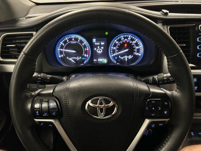 used 2019 Toyota Highlander car, priced at $24,495