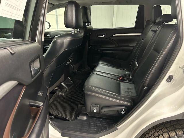 used 2019 Toyota Highlander car, priced at $24,495
