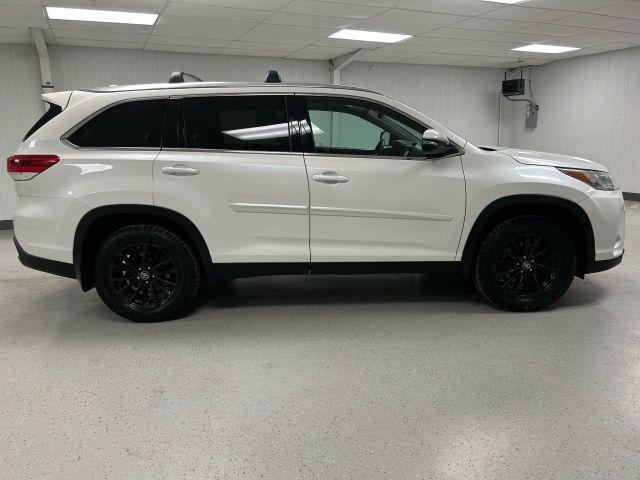used 2019 Toyota Highlander car, priced at $24,495