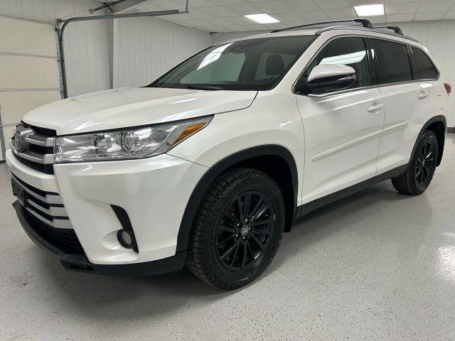 used 2019 Toyota Highlander car, priced at $24,495