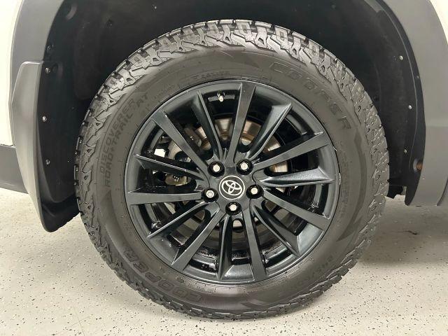 used 2019 Toyota Highlander car, priced at $24,495