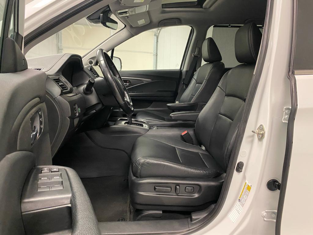 used 2020 Honda Pilot car, priced at $23,995