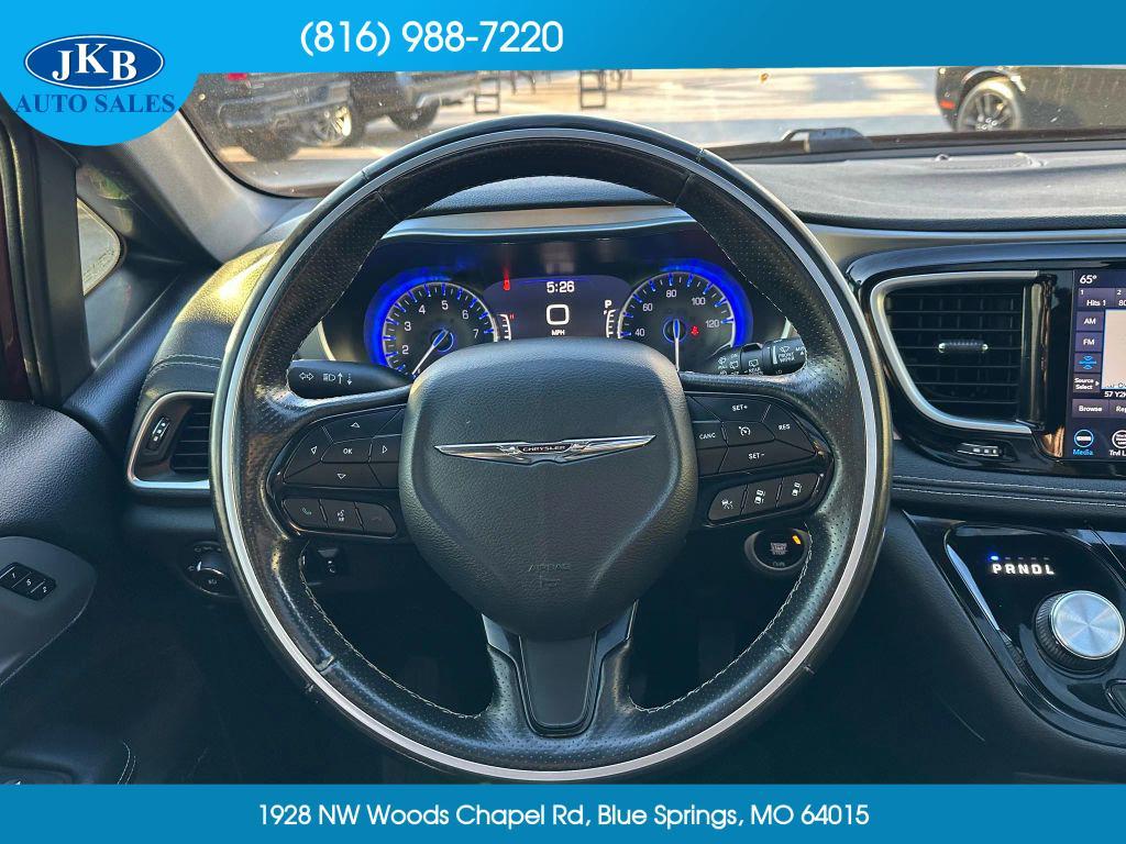 used 2019 Chrysler Pacifica car, priced at $19,995