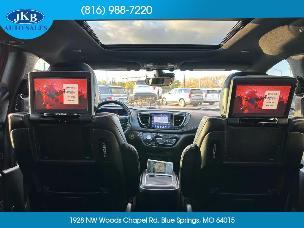 used 2019 Chrysler Pacifica car, priced at $19,995