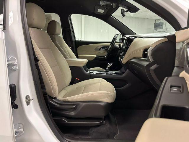 used 2022 Chevrolet Traverse car, priced at $18,650