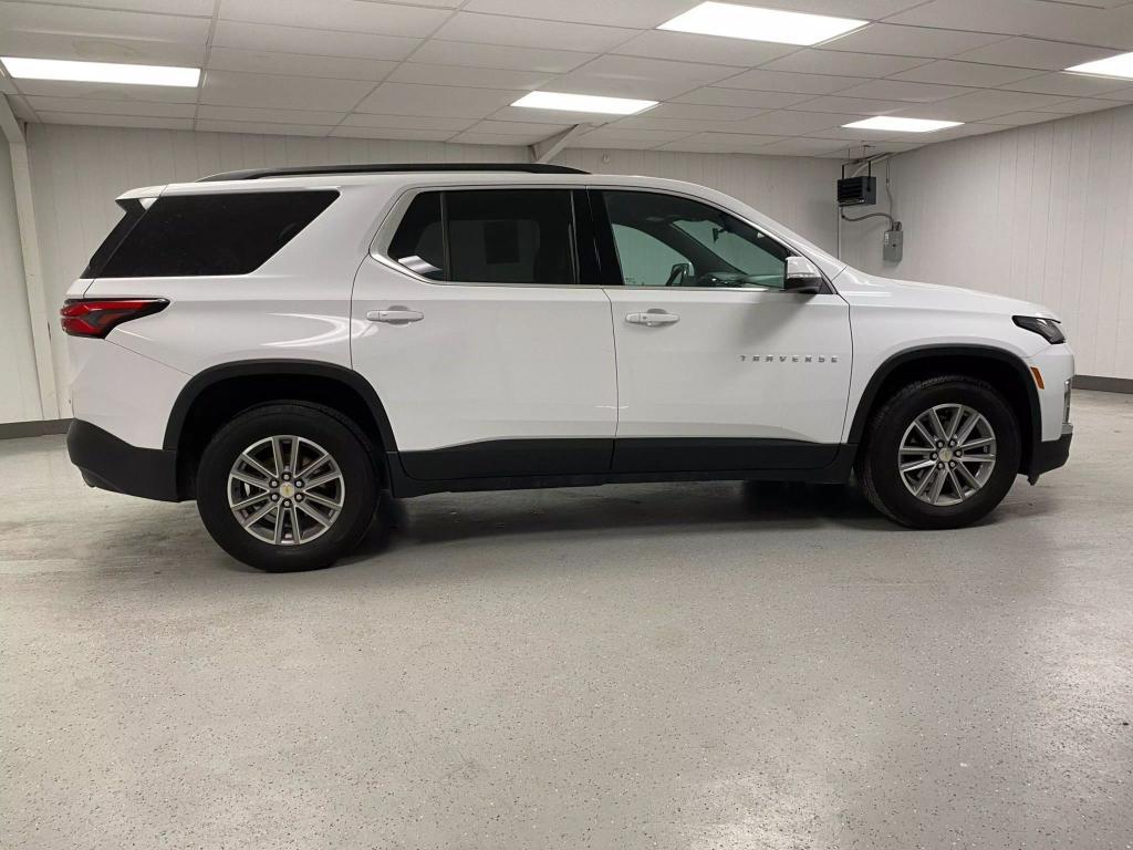 used 2022 Chevrolet Traverse car, priced at $18,995