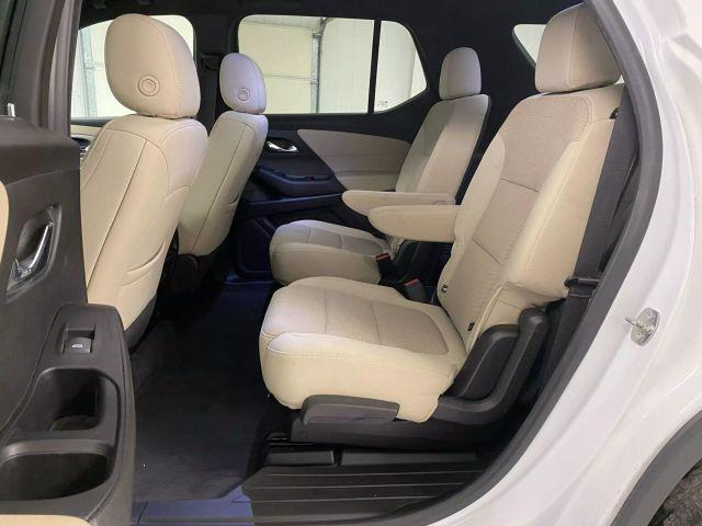used 2022 Chevrolet Traverse car, priced at $18,995