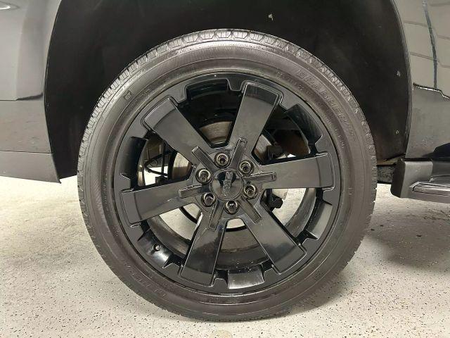 used 2019 GMC Yukon car, priced at $23,902