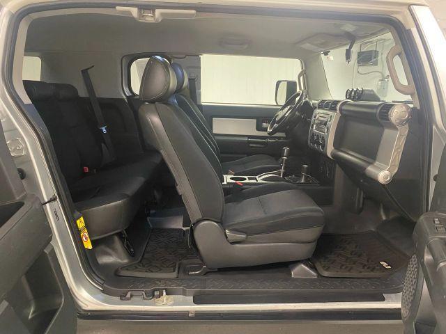 used 2007 Toyota FJ Cruiser car, priced at $11,750