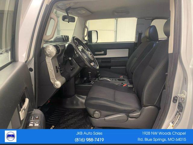 used 2007 Toyota FJ Cruiser car, priced at $14,468