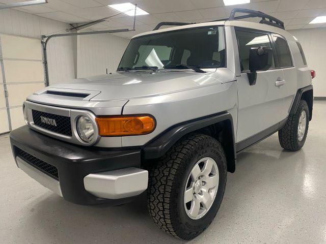 used 2007 Toyota FJ Cruiser car, priced at $11,750
