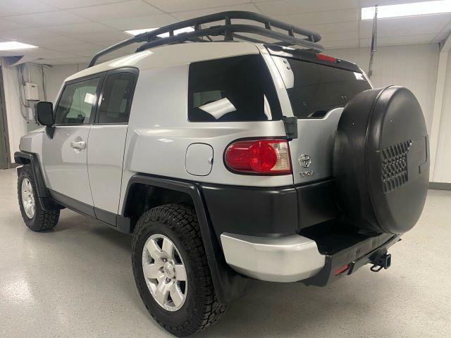 used 2007 Toyota FJ Cruiser car, priced at $11,750