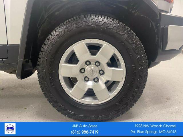 used 2007 Toyota FJ Cruiser car, priced at $14,468