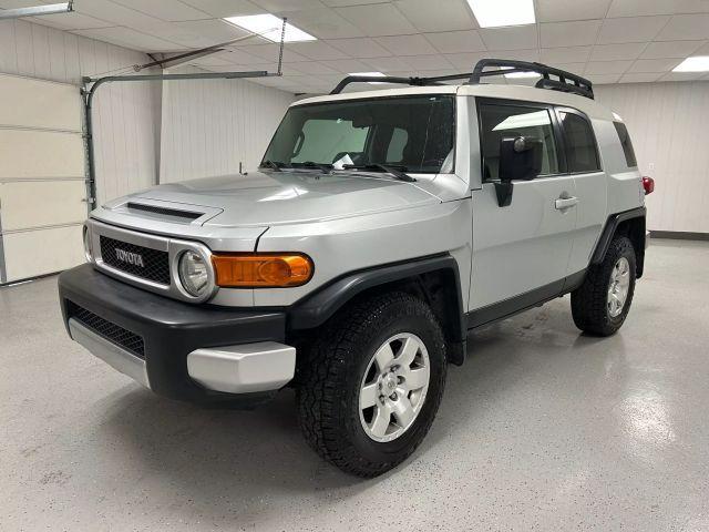 used 2007 Toyota FJ Cruiser car, priced at $14,468