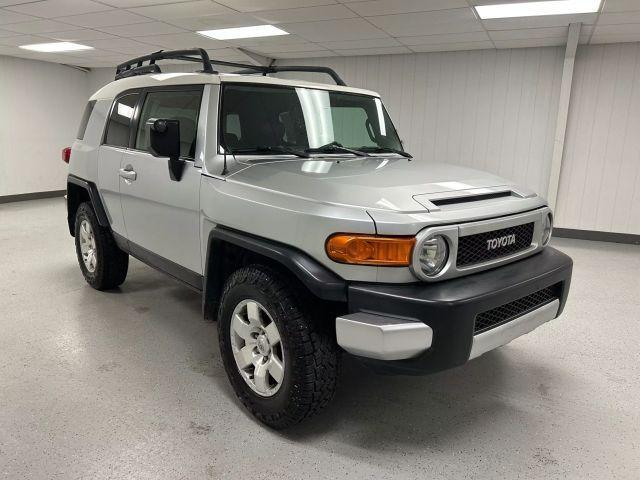 used 2007 Toyota FJ Cruiser car, priced at $14,468