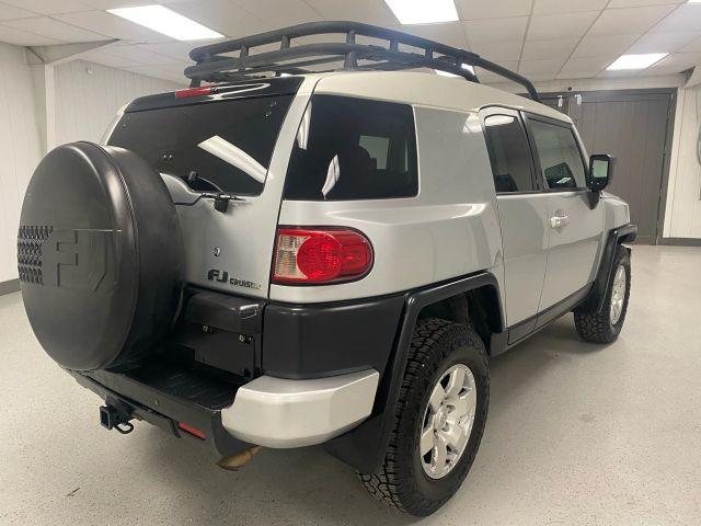 used 2007 Toyota FJ Cruiser car, priced at $11,750