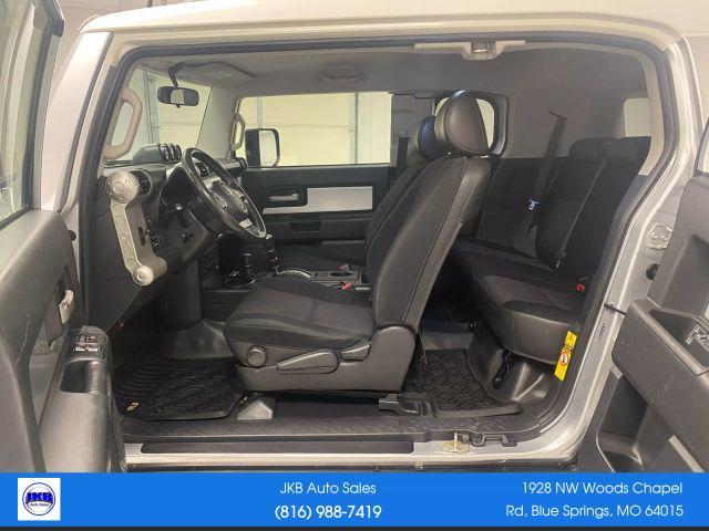 used 2007 Toyota FJ Cruiser car, priced at $14,468
