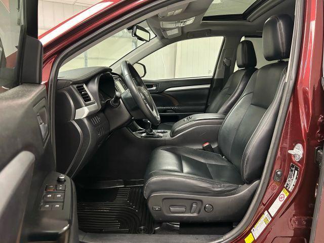 used 2016 Toyota Highlander car, priced at $20,642
