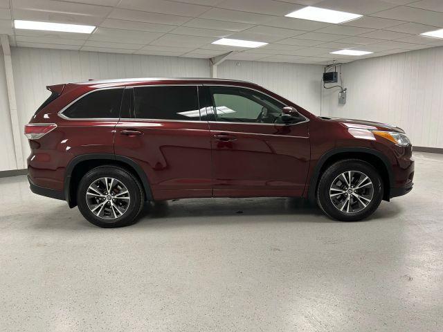 used 2016 Toyota Highlander car, priced at $20,642
