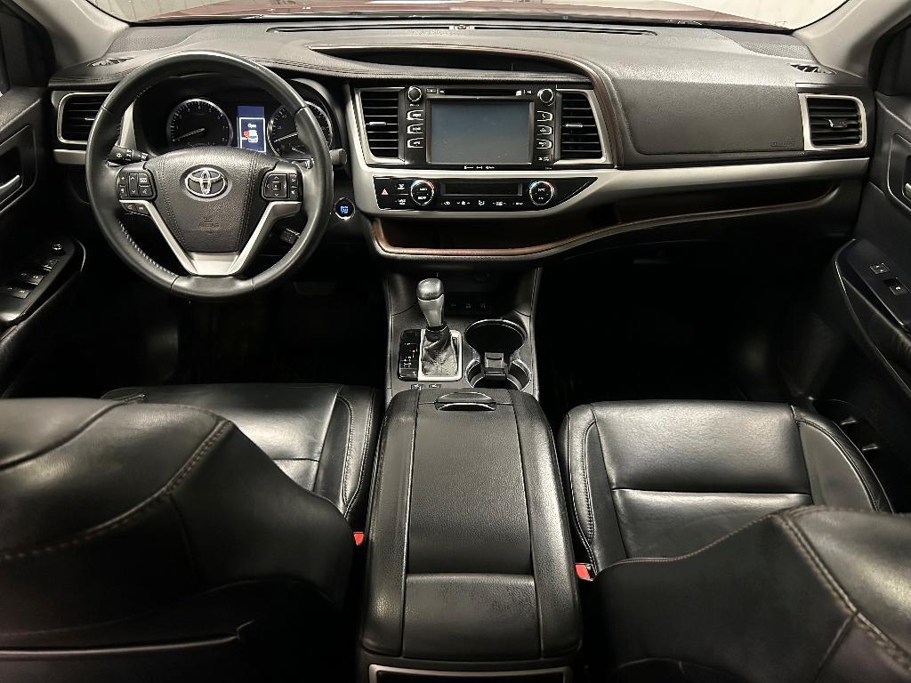 used 2016 Toyota Highlander car, priced at $20,995
