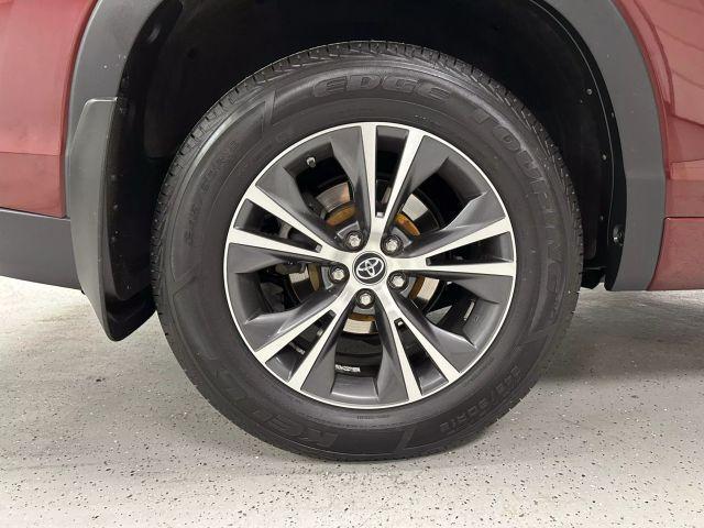 used 2016 Toyota Highlander car, priced at $20,642