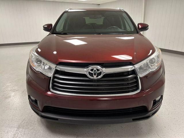 used 2016 Toyota Highlander car, priced at $20,995