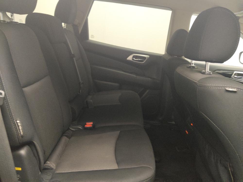 used 2020 Nissan Pathfinder car, priced at $19,095