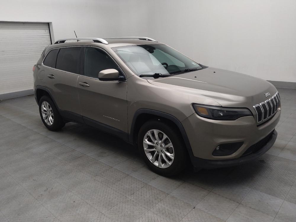 used 2019 Jeep Cherokee car, priced at $16,495