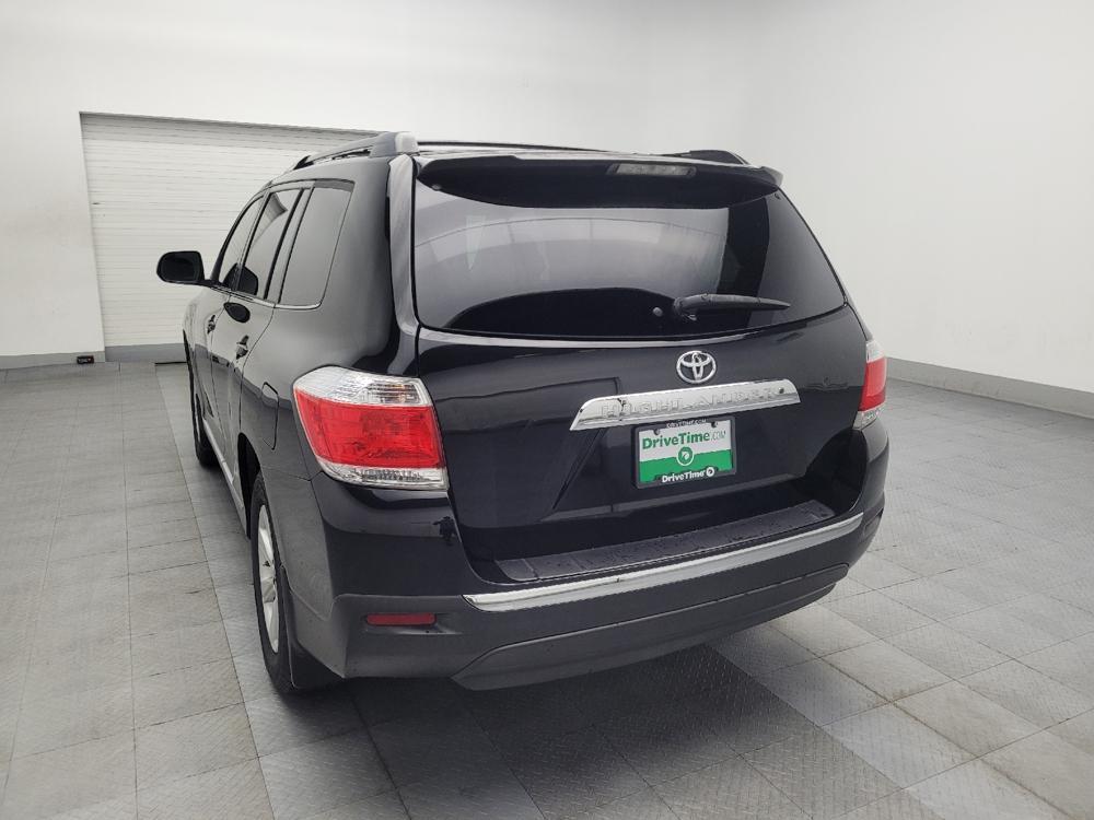 used 2013 Toyota Highlander car, priced at $16,895