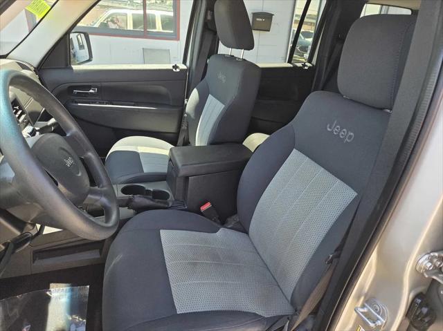 used 2009 Jeep Liberty car, priced at $6,995