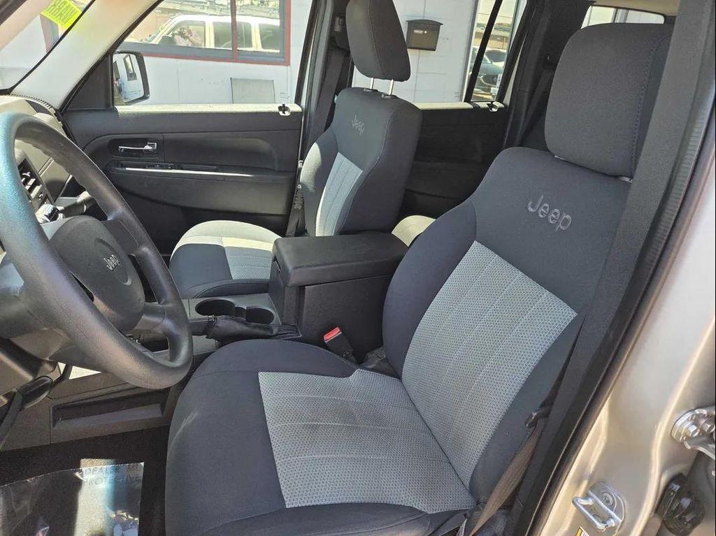 used 2009 Jeep Liberty car, priced at $6,995