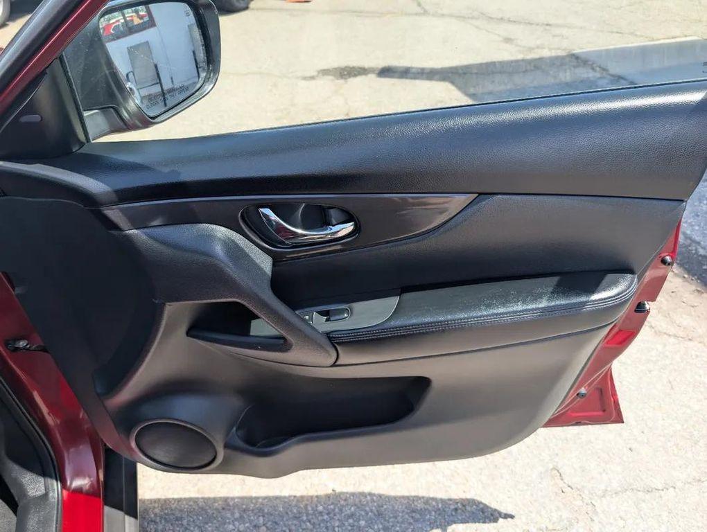 used 2019 Nissan Rogue car, priced at $17,995